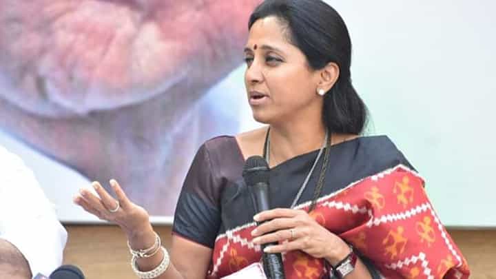 मंत्र्यांच्या राजीनाम्यावरून कळतंय सरकारवर विश्वास नाही, उत्तर प्रदेशबाबत सुप्रिया सुळेंचं मोठं वक्तव्य मंत्र्यांच्या राजीनाम्यावरून कळतंय सरकारवर विश्वास नाही, उत्तर प्रदेशबाबत सुप्रिया सुळेंचं मोठं वक्तव्य