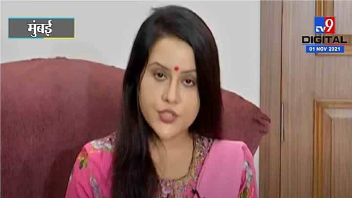 Video | खबरदार ! माझ्या अंगावर कोणी आलं तर सोडणार नाही, अमृता फडणवीस कडाडल्या Video | खबरदार ! माझ्या अंगावर कोणी आलं तर सोडणार नाही, अमृता फडणवीस कडाडल्या