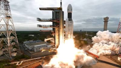 ISRO JTO पदांची भरती, प्रतिमहिना पगार 1.12 लाख रुपये