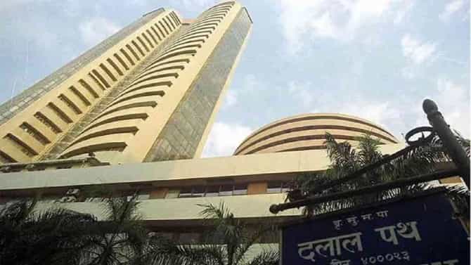 Stock Market Holidays: दिवाळीनिमित्त या आठवड्यात दोन दिवस शेअर बाजार बंद, वाचा मुहूर्त ट्रेडिंगबद्दल सविस्तर!