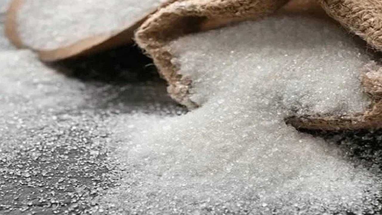 साखरेचं अर्थचक्र: उत्तरप्रदेशात घट, महाराष्ट्रात वाढ; देशात 115 लाख टन साखर उत्पादन