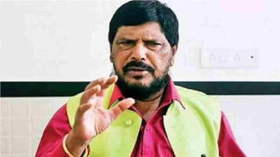 मुंबई महापालिकेत रिपाइंचे 25 नगरसेवक निवडून आणा; आठवलेंनी सांगितला भाजपसोबतच्या युतीचा फॉर्म्युला