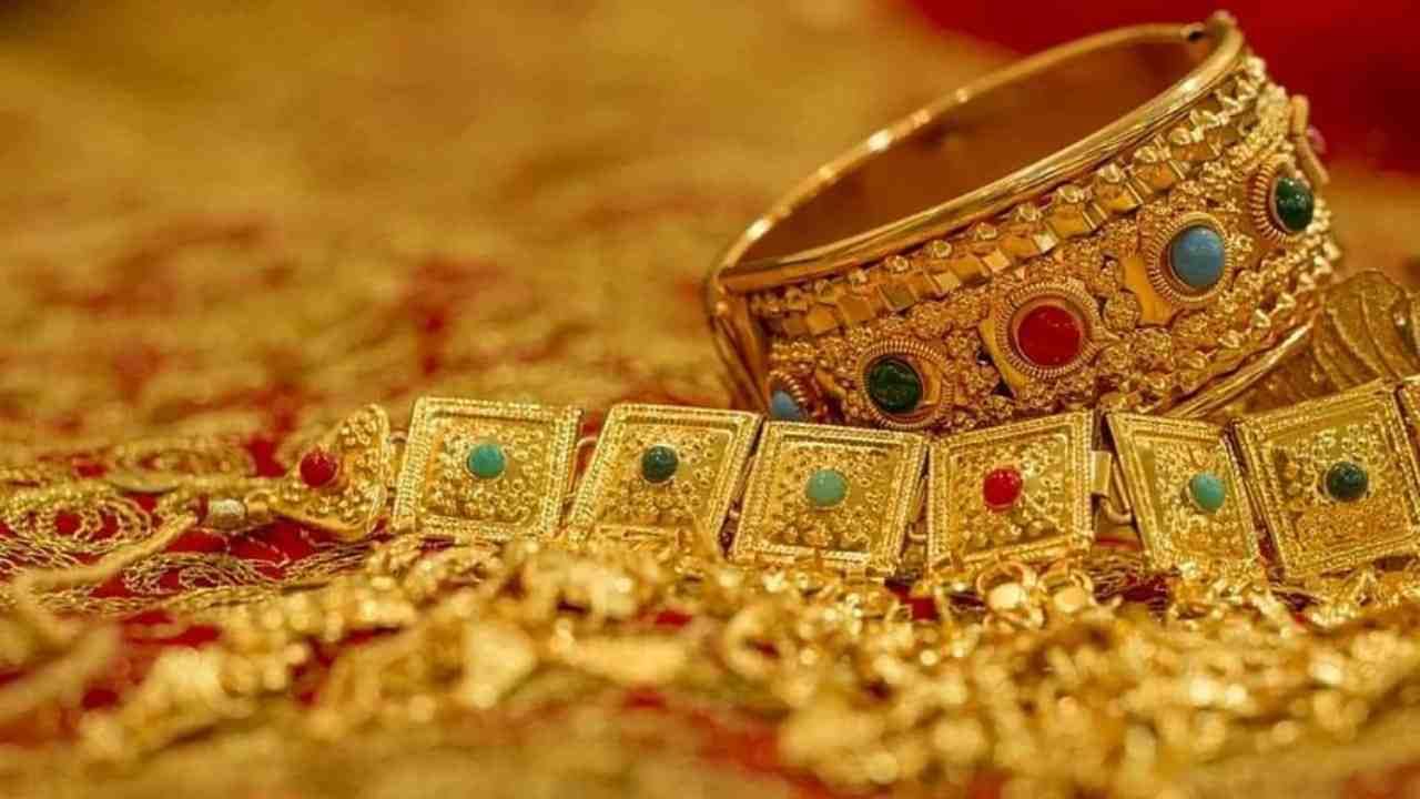 NashikGold: पाडव्यादिवशी महागाईचा गोडवा; सोन्या-चांदीच्या किमती वाढल्या!