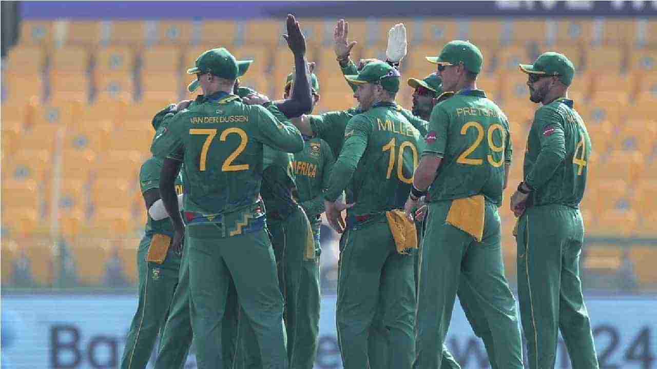 T20 World Cup: पाकिस्तान संघाची दर्यादिली, पहिल्यांदा नामिबियाला हरवलं नंतर ड्रेसिंग रुममध्ये जाऊन त्यांचं हृदय जिंकलं!