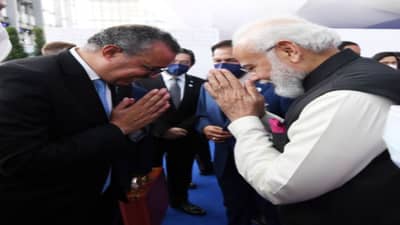 VIDEO: पाच दिवसाीय परदेश दौऱ्यानंतर आज मोदी भारतात परतले; जल्लोषात केला भारतीयांनी समारोप