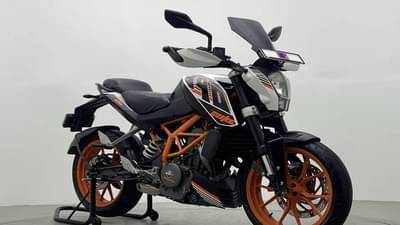 3.34 लाख रुपयांची KTM 390 Duke स्पोर्ट्स बाइक अवघ्या 98000 रुपयांत, जाणून घ्या कुठे मिळतेय शानदार डील