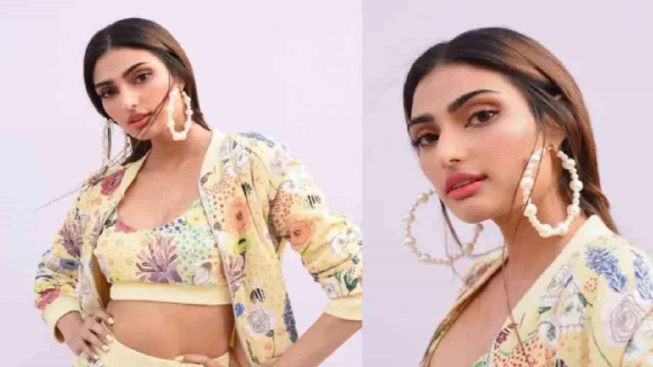 बॉलिवूड अभिनेत्री अथिया शेट्टीचा जन्म 5 नोव्हेंबर 1992 रोजी मुंबईत झाला. अभिनेता सुनील शेट्टी आणि माना शेट्टी यांची मुलगी अथिया ही घरातील सर्वांची लाडकी आहे. आज अथिया तिचा 29 वा वाढदिवस साजरा करत आहे.