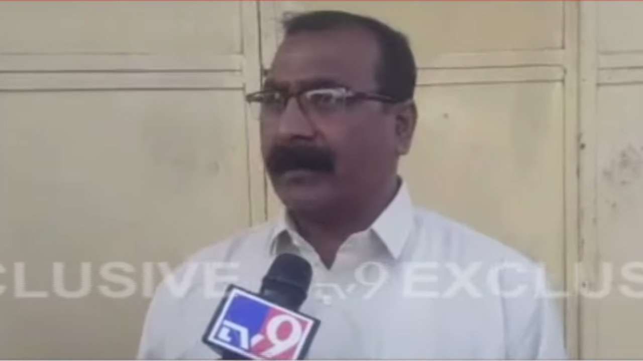 VIDEO: आर्यन खानला ड्रग्ज प्रकरणात शंभर टक्के अडकवलं गेलंय; साक्षीदार विजय पगारे यांचा मोठा दावा VIDEO: आर्यन खानला ड्रग्ज प्रकरणात शंभर टक्के अडकवलं गेलंय; साक्षीदार विजय पगारे यांचा मोठा दावा