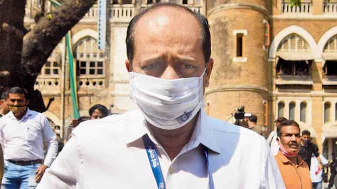 सचिन वाझे आणि परमबीर सिंह क्रिकेट बुकींकडून खंडणी उकळायचे, मुंबई पोलिसांचा दावा