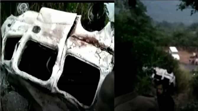 माळशेज घाटात भीषण अपघात, कार 100 फूट खोल दरीत कोसळून पेटली, महिलेचा मृत्यू
