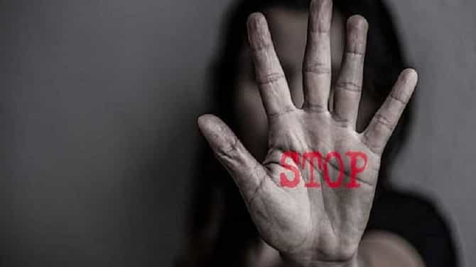 संतापजनक! एकतर्फी प्रेमातून महिलेवर अॅसीड हल्ला; आरोपीने पोलिसांवरही केला गोळीबार