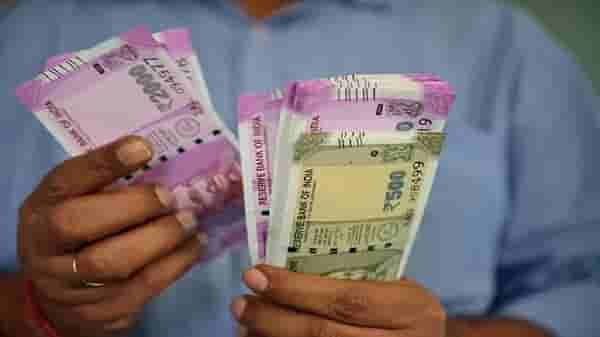 Multibagger Penny Stock: 3 महिन्यांत 1200 टक्के परतावा, 1 लाख रुपयांचे झाले 13 लाख
