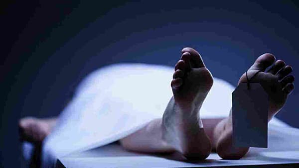 धक्कादायकः औरंगाबादेत दुसरीतल्या मुलीची गळफास घेऊन आत्महत्या? मद्यधुंद बापानेच घात केल्याचा संशय