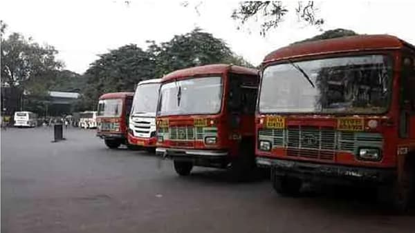 रत्नागिरी: 86 एसटी कर्मचाऱ्यांचे निलंबन; तरीही कर्मचारी आपल्या मागण्यांवर ठाम