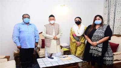 वानखेडे कुटुंबियांनी राज्यपालांची भेट घेतली, नवाब मलिक यांच्या अडचणीत वाढ, 2 गुन्हे दाखल