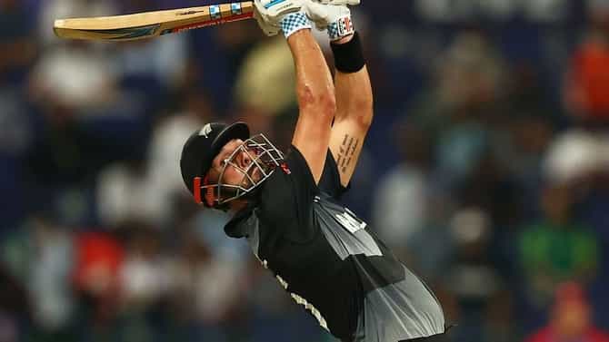 T20 WC: डॅरेल मिचेलची फलंदाजी पाहून किवी दिग्गजाला एमएस धोनी आठवला, कॉमेंट्रीदरम्यान मनातलं बोलला
