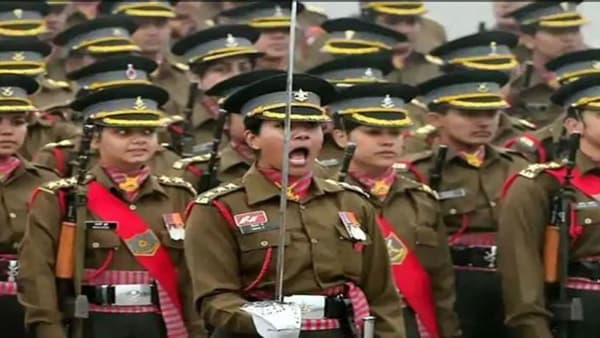 सर्व पात्र महिला सैन्य अधिकार्यांना कायमस्वरूपी आयोगाचा पर्याय 10 दिवसांत देणार- केंद्राचं सुप्रिम कोर्टाला आश्वासन