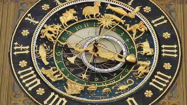 Horoscope Today 1 January 2022 | काय होणार या वर्षात ? कसा असेल वर्ष 2022 चा पहिला दिवस? , जाणून घ्या इत्यंभूत माहिती