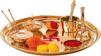 पूजा करताना या धातूंचा वापर करा, आयुष्यात भरभराट येईल