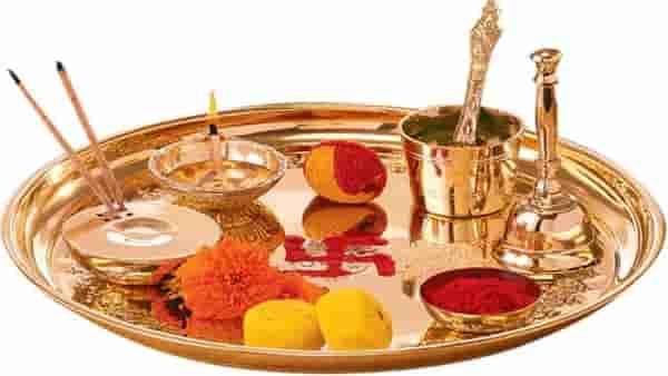 पूजा करताना या धातूंचा वापर करा, आयुष्यात भरभराट येईल