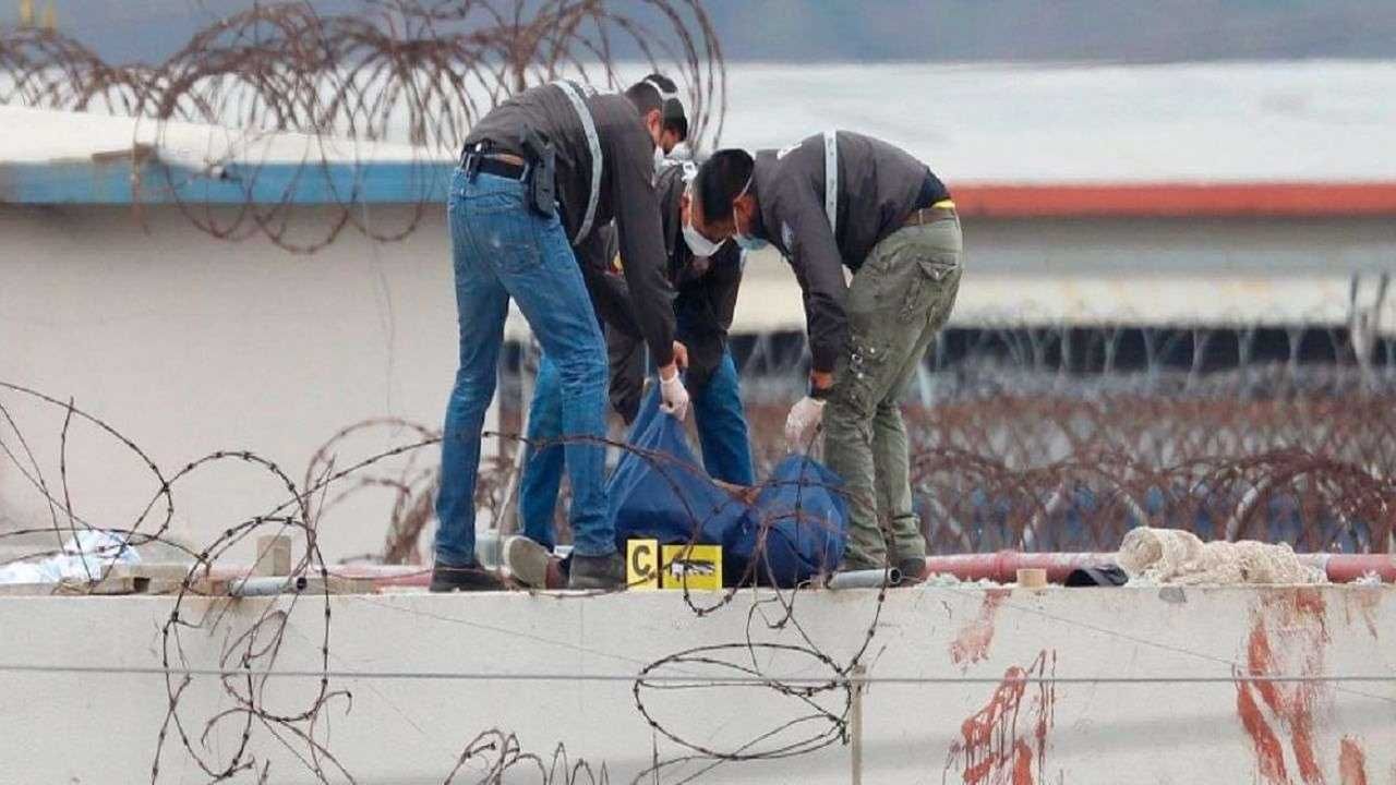 इक्वेडोरच्या तुरुंगात रक्तरंजित खेळ; कैद्यांचा एकमेकांवर बंदुक आणि स्फोटकांनी हल्ला, 68 ठार