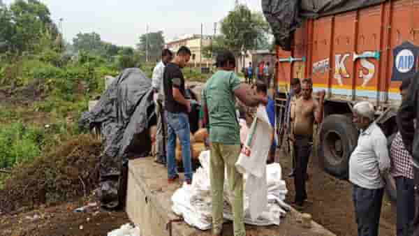 Ganja Seized In Jalgaon | मुंबई एनसीबीची मोठी कारवाई, जळगावातून 1500 किलो गांजा जप्त