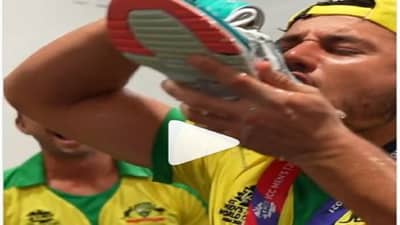 Video: विश्वचषक जिंकताच ऑस्ट्रेलियन खेळाडूंच अजब सेलिब्रेशन, बुटातून घेतला ड्रिंक्सचा आस्वाद, नेमकं कारण काय?