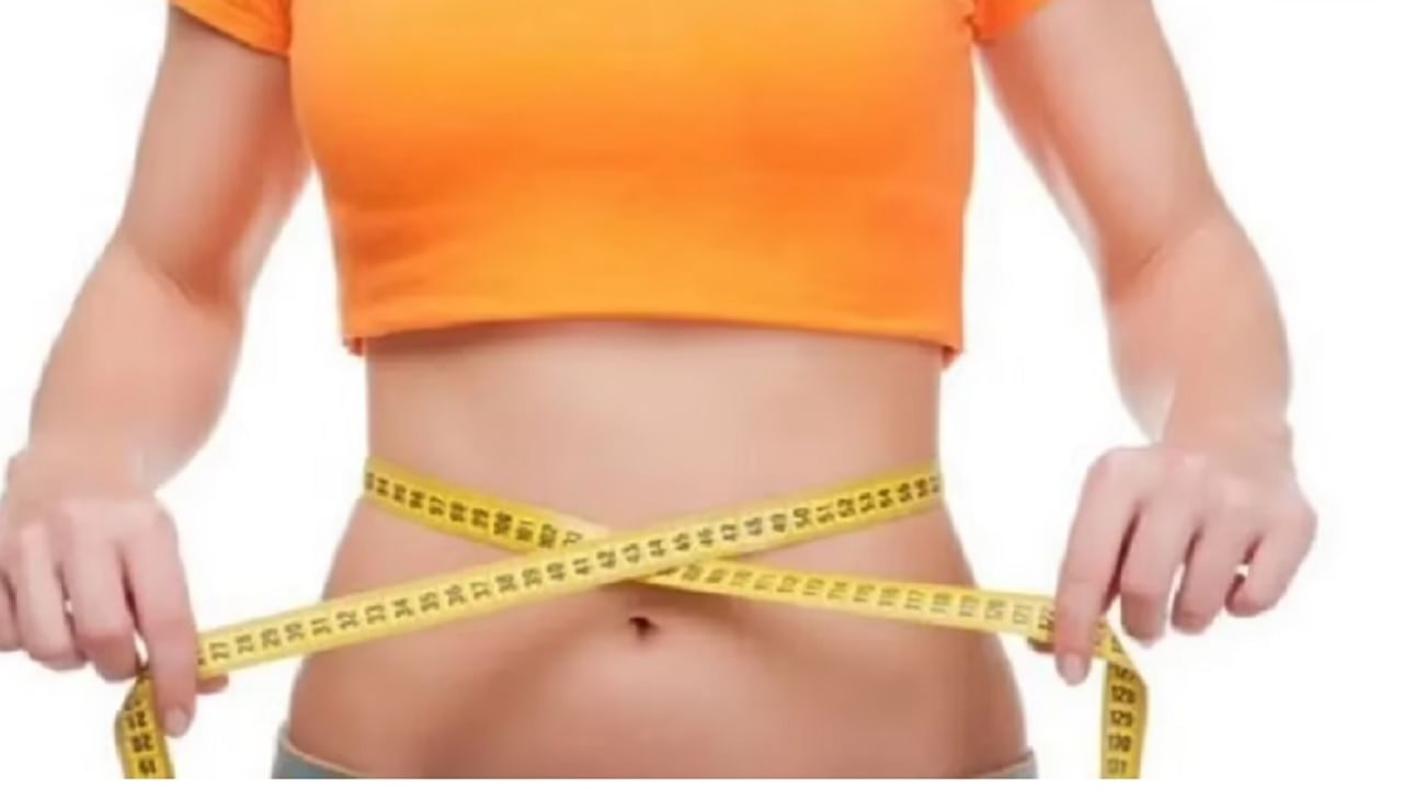 नॅशनल इन्स्टिट्यूट ऑफ मेडिसिनच्या मते, नाशपातीमध्ये 8 ग्रॅम फायबर असते. यामुळे आपल्याला बऱ्याच काळ भुक लागत नाही आणि आपले पोट भरलेले राहते. यामुळे ज्यांना वजन कमी करायचे आहे. त्यांनी आपल्या आहारामध्ये नाशपातीचा समावेश करावा. 