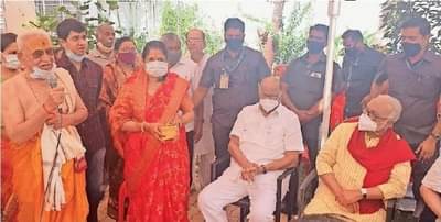 Pawars friendship: शरदाच्या दारात तारुण्याचे सदाबहार तोरण, हिरव्यागार दोस्तांचा बहारदार मळा अन् फुलांचे गाव!