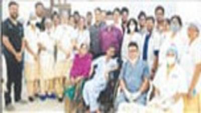 १५ वर्षीय मुलाला मृत्यूच्या दाढेतून काढले बाहेर, 107 दिवस होता व्हेंटिलेटरवर