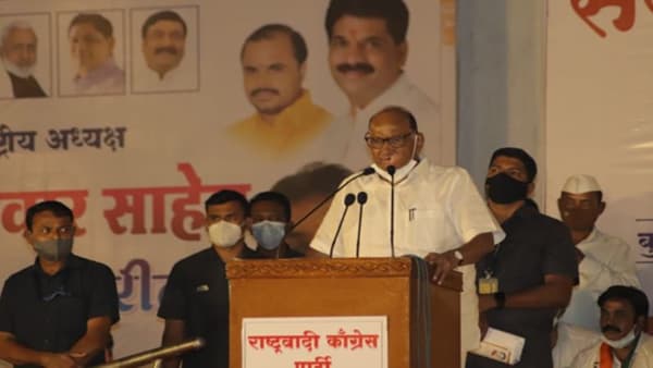 अनिल देशमुखांनी राष्ट्रवादीची जबाबदारी समर्थपणे सांभाळली, पवारांकडून कौतुक; भाजपवर जोरदार हल्लाबोल