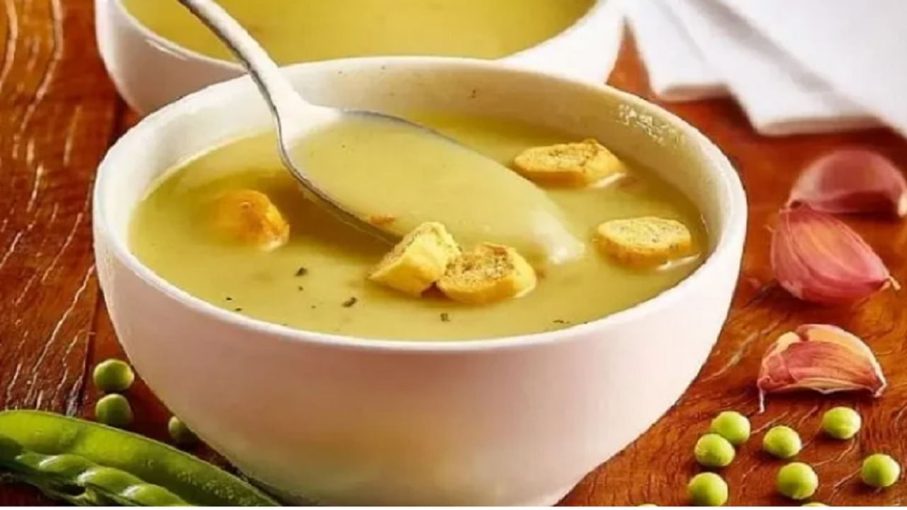 क्रीम वेजेटेबल सूप- जेव्हा वजन कमी करण्यासाठी सूपचा विचार केला जातो, तेव्हा साफ सूप घ्या, क्रीम वेजेटेबल सूप नाही. क्रीम सूपमध्ये फायबर असते, परंतु ते कॅलरीज देखील भरलेले असते. यामुळे कॅलरीजची संख्या वाढू शकते. 