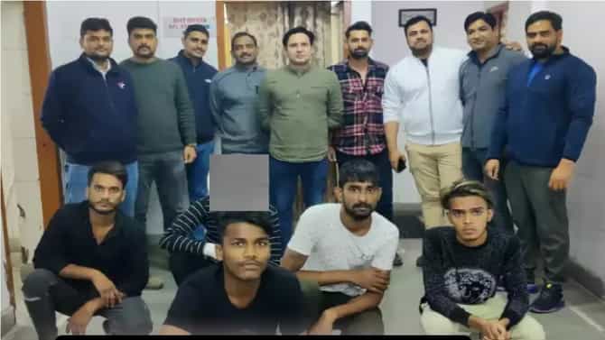 अवघ्या 400 रुपयांवरुन वाद, तरुणाला भोसकलं, अल्पवयीन तरुणासह पाच जण गजाआड