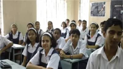 कोरोनामुळे ग्रामीण भागातील विद्यार्थ्यांचे मोठे नुकसान, ब्रीज कोर्सची आखणी करण्याची रोहित पवार यांची मागणी