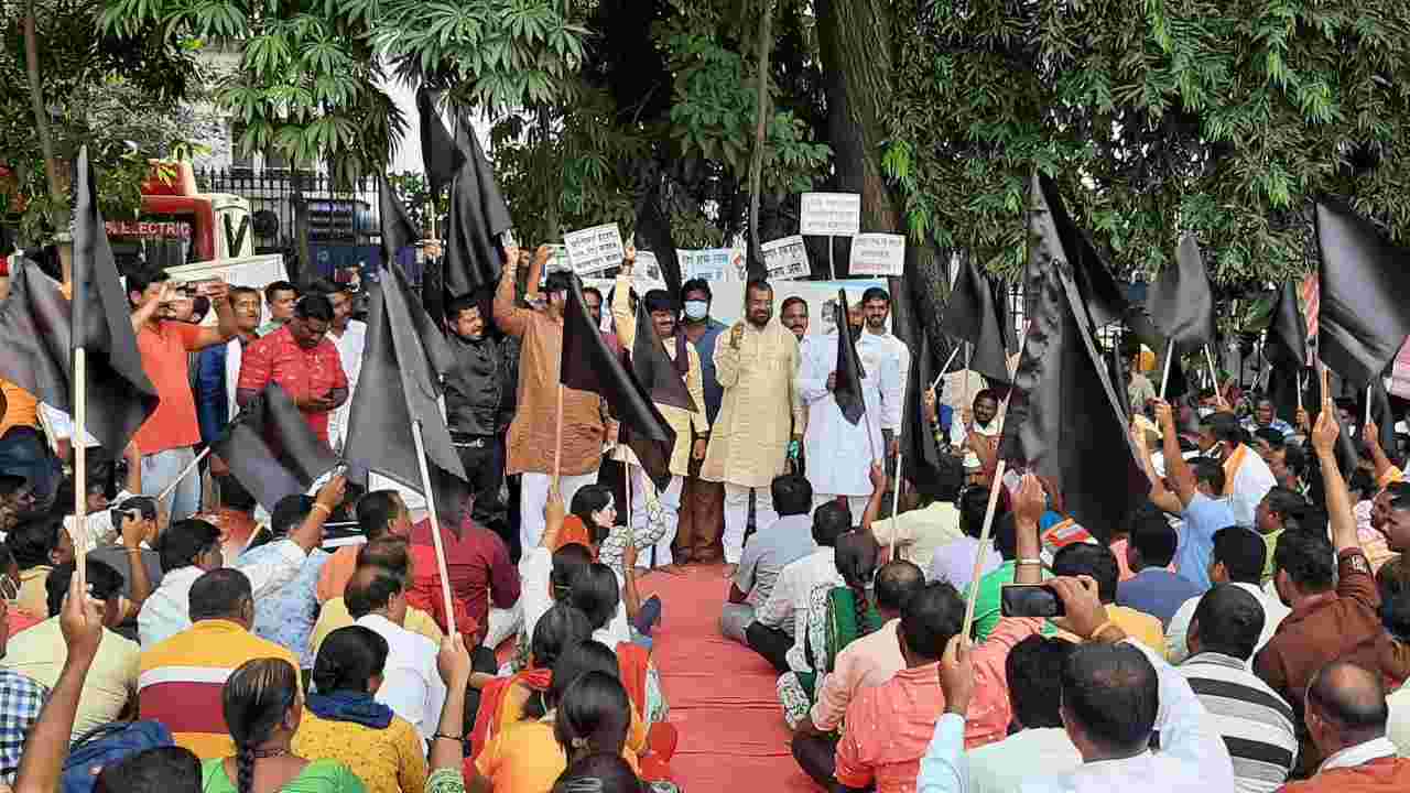 एसटीच्या खासगीकरणाची कितीही अफवा उठवा, आंदोलन सुरूच राहणार; सदाभाऊ खोत यांचा इशारा