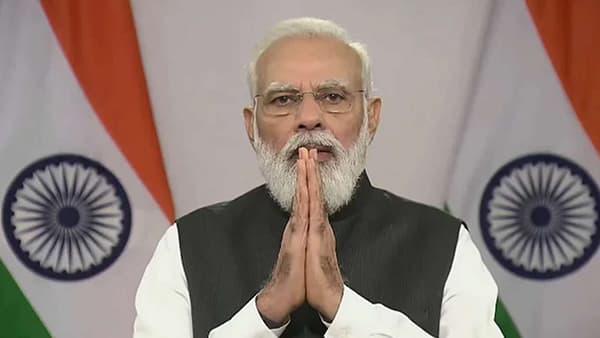 Pm modi : संविधान दिवसाच्या पंतप्रधानांकडून देशवासियांना शुभेच्छा, पंतप्रधान, गृहमंत्री, संरक्षण मंत्री म्हणाले...
