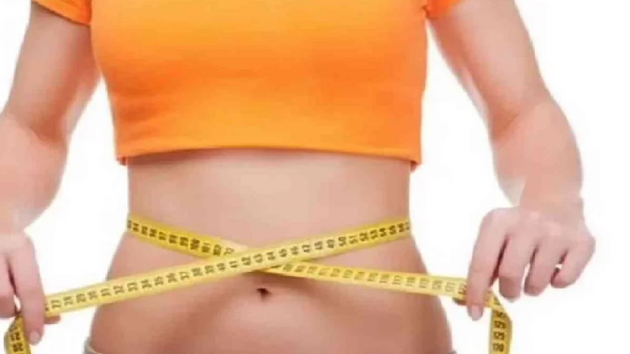 दह्यामध्ये भरपूर प्रथिने असतात. हे प्रथिने शरीराची भूक नियंत्रित करते आणि वजन वाढण्यास प्रतिबंध करते. वजन कमी करण्यासाठी दह्याचा आहारात समावेश करा. 
