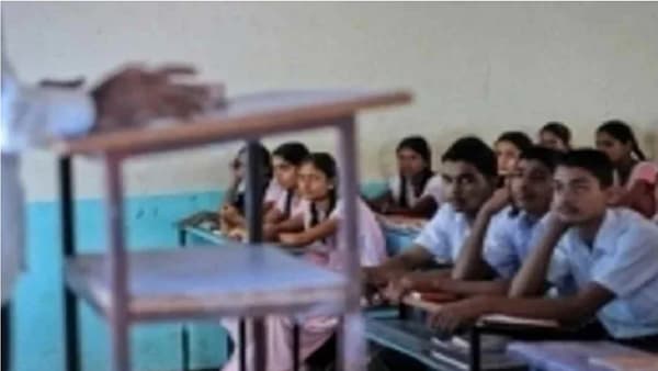 मुंबईतील दोन शाळांचा देशातील अव्वल दहा साळांमध्ये समावेश, आदित्य ठाकरेंनी केले कौतुक