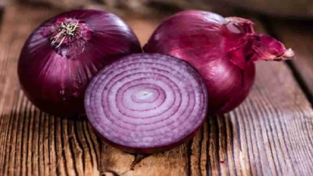 Benefits of Onion for Women : तुम्हीही कच्चा कांदा खाणे टाळता? मग हे फायदे नक्की वाचा!