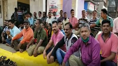 कणकवलीतील रिक्षाचालकांचा एसटी कर्मचाऱ्यांना पाठिंबा; उद्या रिक्षा ठेवणार बंद