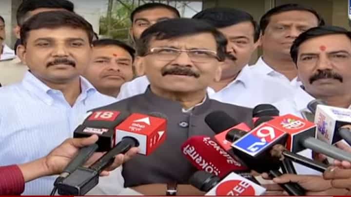 आजची सकाळ मला शेतकऱ्यांच्या दृष्टीने स्वातंत्र्याची पहाट वाटते : संजय राऊत आजची सकाळ मला शेतकऱ्यांच्या दृष्टीने स्वातंत्र्याची पहाट वाटते : संजय राऊत
