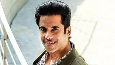 Tusshar Kapoor Net Worth : करोडोंच्या संपत्तीचा मालक तुषार कपूर, ऑडी-बीएमडब्ल्यू सारख्या वाहनांचाही शौकीन!