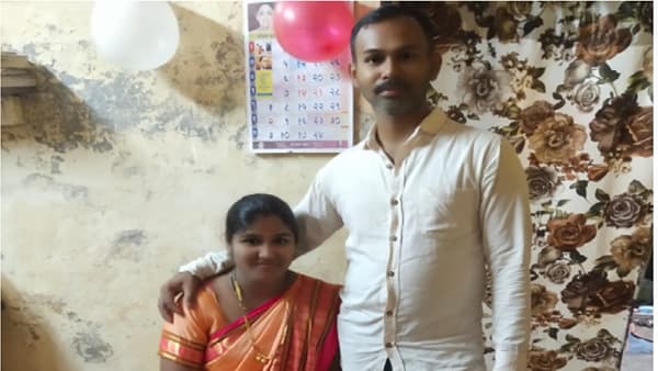 पंढरपूरला देवदर्शन, मग बायकोच्या माहेरी, नंतर वडिलांची भेट, अखेर पती-पत्नीचा गळफास