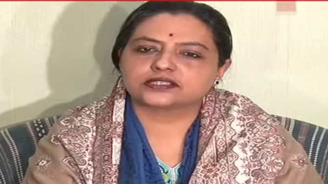 12 तारखेची घटना निंदनीय, पण 13ची घटना त्यापेक्षाही निंदनीय, फडणवीसांचं विधान बेजबाबदारपणाचं; यशोमती ठाकूरांचा पलटवार