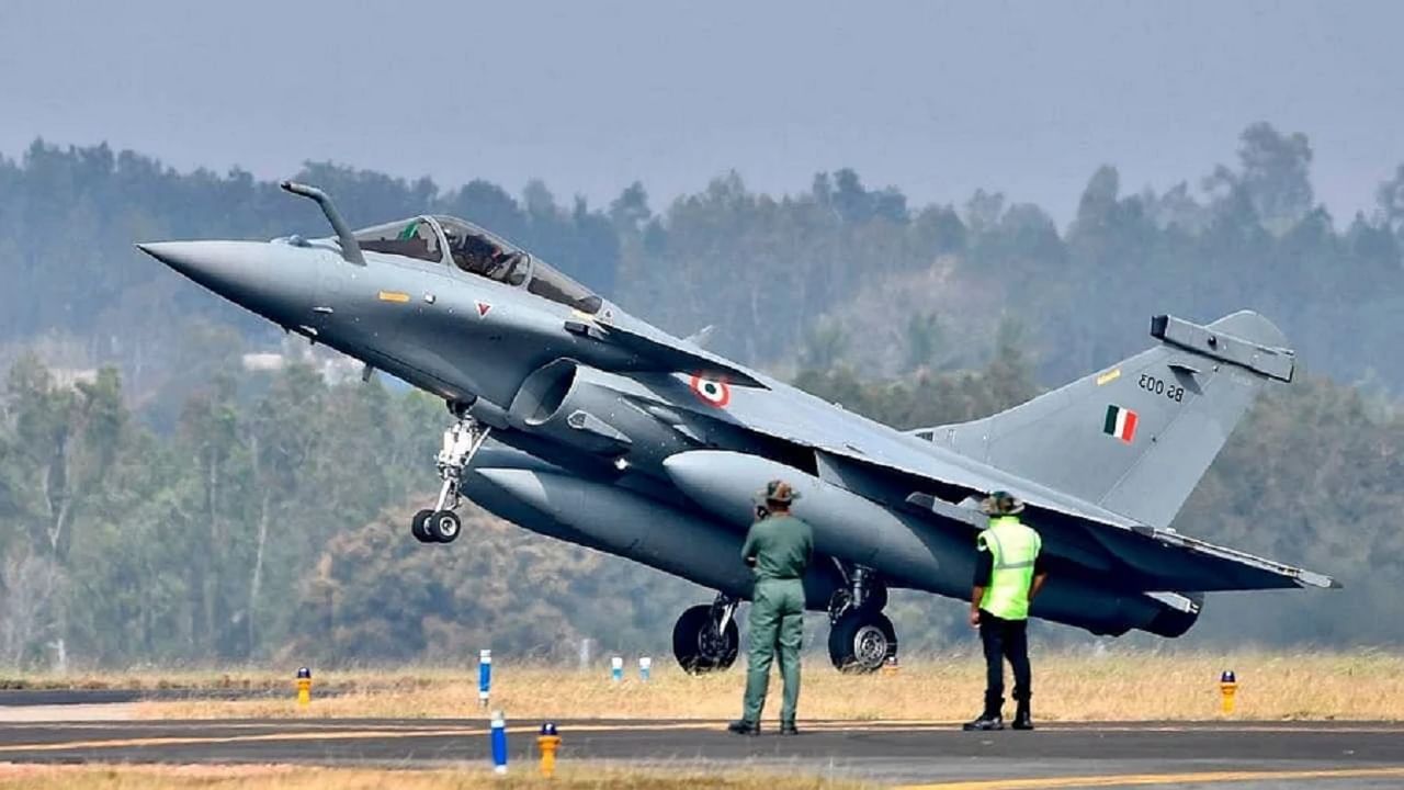 भारतीय हवाई दल राफेल लढाऊ विमानांच्या ताफ्यात सुधारणा करण्याच्या तयारीत