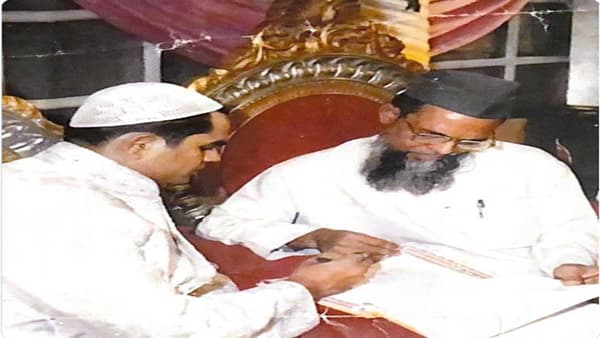 यह क्या किया तुने समीर दाऊद वानखेडे?; मलिक यांचा दुबईतून मध्यरात्री फोटोबॉम्ब