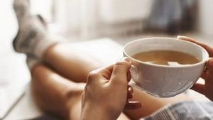 Tea Drinking : चहाचे सेवन केल्याने मेंदूचे आरोग्य सुधारते, मात्र अतिसेवन टाळाच!