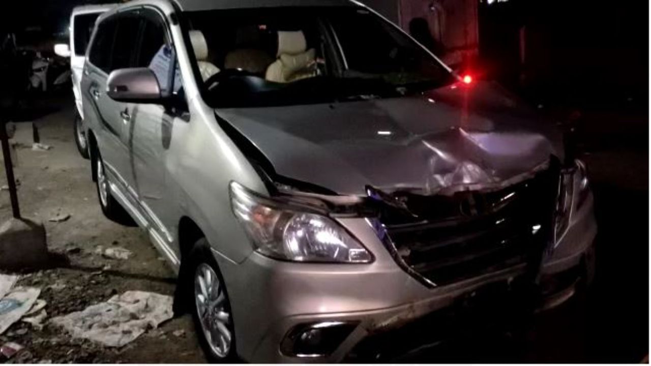 Ravikant Tupkar Accident | शेतकरी नेते रविकांत तुपकरांच्या गाडीला अपघात, दुचाकीस्वार येऊन धडकले