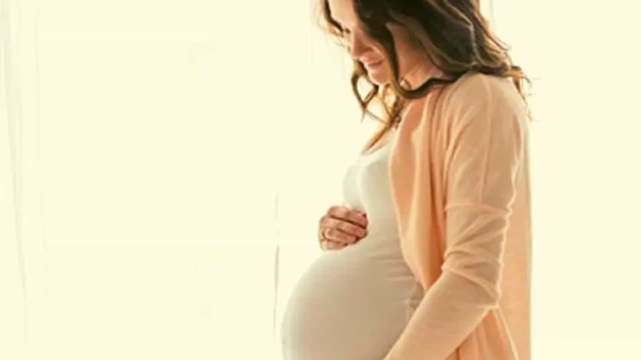 Health Care : जाणून घ्या गरोदरपणात चणे खाण्याचे फायदे आणि तोटे!
