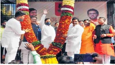 Aurangabad: एकाच रस्त्याचं चौथ्यांदा भूमीपूजन, आघाडी मुंबईत, कुरघोडी गल्लीत, काय आहे रस्त्याचं राजकारण?